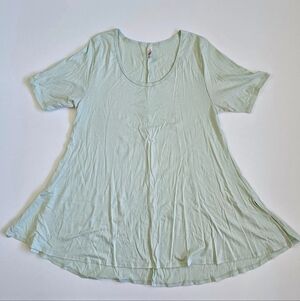 LULAROE Solid Mint Green Top Medium